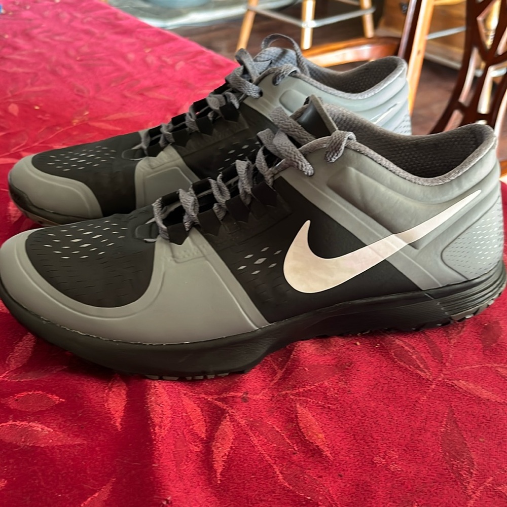 Nike FS Lite Trainer